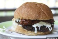 Pizza Fusion Black Bean Burgers