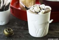 Peppermint Mocha vs. Hot Chocolate: The Winter Beverage Battle