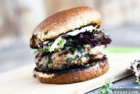 Mediterranean Spinach Feta Turkey Burgers