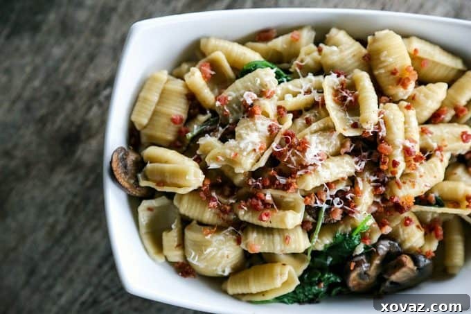 Delicious and Easy Mushroom Kale Pasta with Pancetta