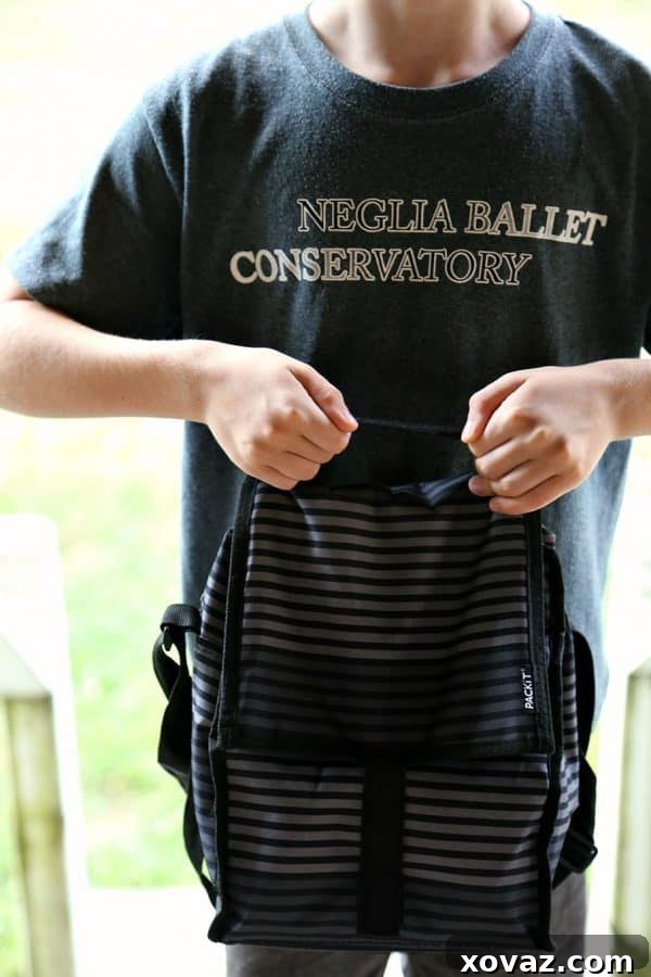 Western Baked Omelet packed perfectly for lunch, thanks to PackIt. Food safety on the go! #PackItCool #sponsored