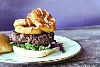 Harvest Sweet Potato Black Bean Burgers with Smoky Chipotle Drizzle