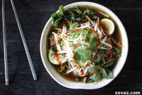 Authentic Vietnamese Beef Pho Noodle Soup