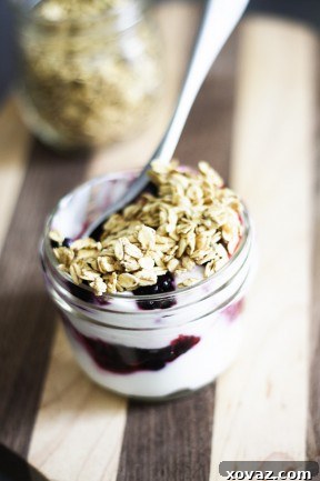Make Ahead Monday Vanilla Yogurt and Berry Parfait 3 Close-up of layers in a Yogurt Berry Parfait showing the creamy yogurt and vibrant berries