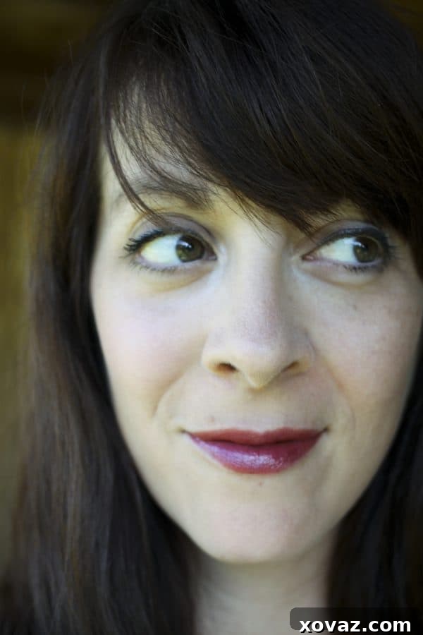 How to make DIY All-Natural Disposable Make-up Removal Towelettes from foodiewithfamily.com